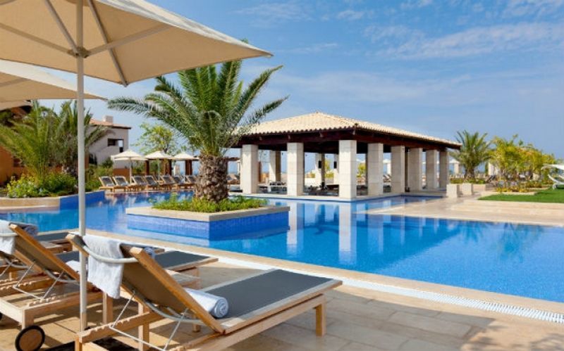Costa Navarino: Τρία διεθνή βραβεία για το Anazoe Spa
