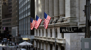 Wall Street: Ανοδικό ξεκίνημα εβδομάδας εν αναμονή κρίσιμων στοιχείων για τον πληθωρισμό
