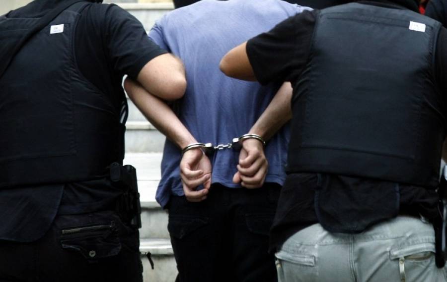 Τρεις συλλήψεις λόγω… κορονοϊού – Ποιες παραβιάσεις έγιναν