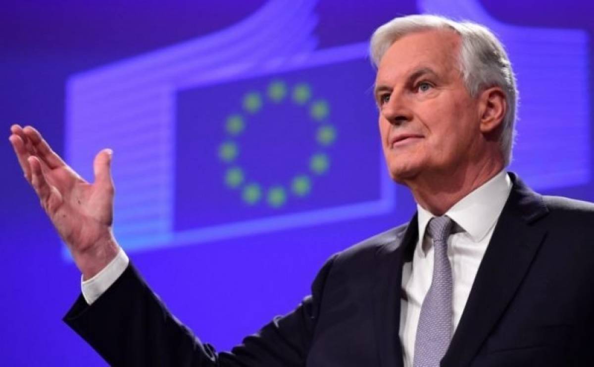 Μπαρνιέ για Brexit: Ώρα να αναλάβουν όλοι τις ευθύνες τους