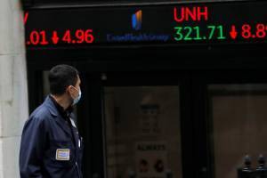 Η Wall Street παρέσυρε και τις ασιατικές αγορές