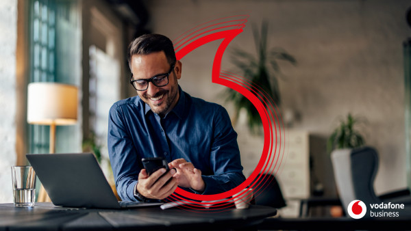 Vodafone: Νέα προγράμματα κινητής για επαγγελματίες