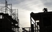 ΗΠΑ: Mειώθηκαν οι ενάρξεις κατοικιών τον Απρίλιο