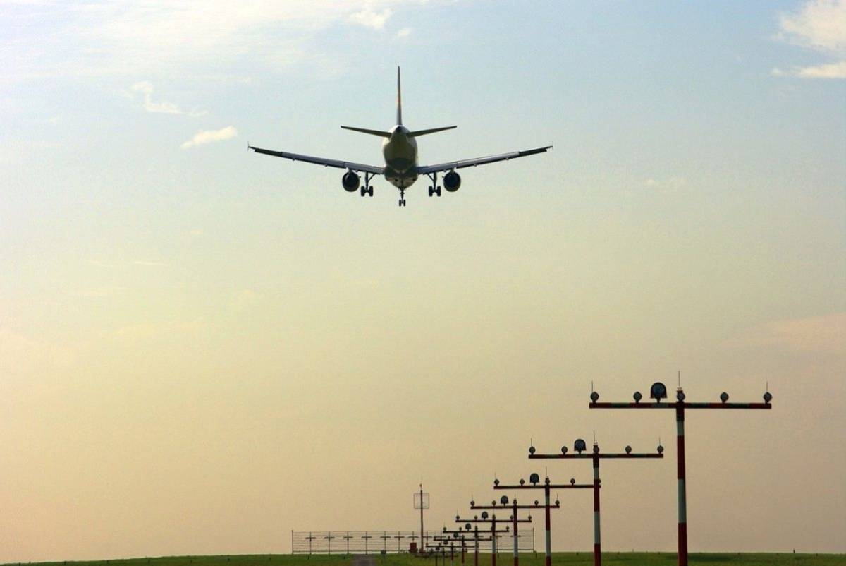 Έρχεται το τέλος των φθηνών αεροπορικών εισιτηρίων;