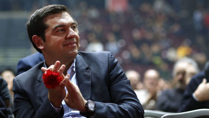 Bloomberg για ΣΥΡΙΖΑ: Αλλάζει στάση στην εξωτερική πολιτική, όσο "οσμίζεται εξουσία"