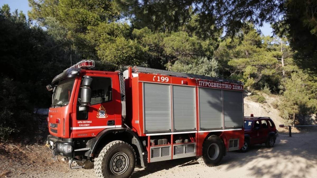 Πύρινα μέτωπα σε Αιτωλοακαρνανία και Αργολίδα