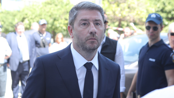 Στο Ρέθυμνο ο Ανδρουλάκης για το τελευταίο «αντίο» στους πυροσβέστες που σκοτώθηκαν στη φωτιά