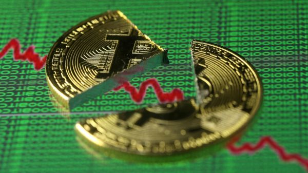 Bitcoin: Συνεχίζει η βουτιά - Κάτω από τα 9.000 δολάρια