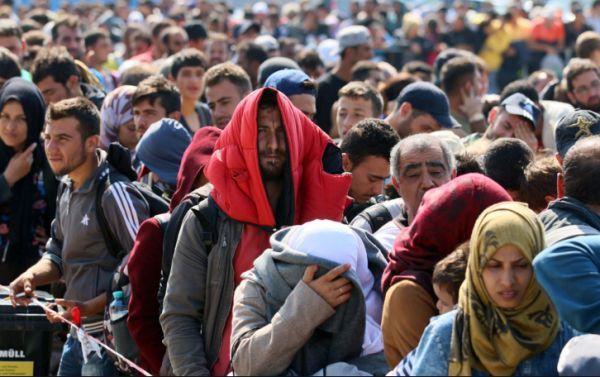 Προσφυγικό: Κοινές ευρωπαϊκές λύσεις ζητά η πλειοψηφία των Ευρωπαίων