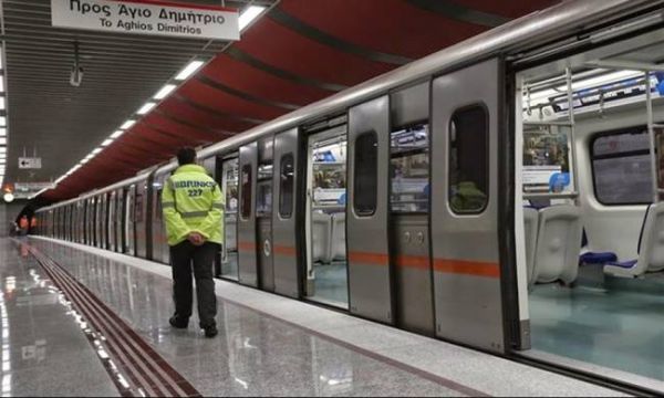 Ανοιχτoί τη νύχτα 5 σταθμοί του μετρό για τους αστέγους