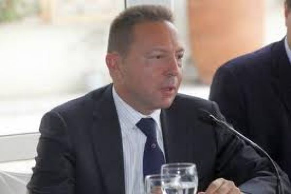 Τιτλοποίηση μελλοντικών εσόδων από τις αποκρατικοποιήσεις προαναγγέλει ο κ. Ι. Στουρνάρας
