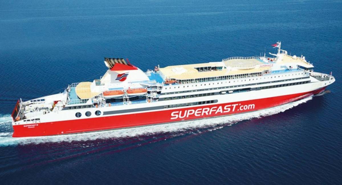 Πάτρα: Το Superfast 2 προσέκρουσε στο λιμάνι