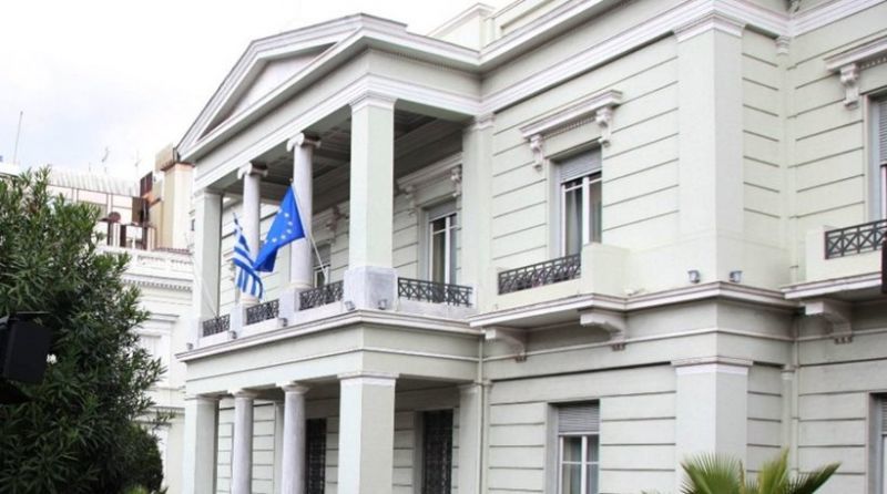 Καμία ακύρωση λόγω βίζας από Ρωσία διαβεβαιώνει το υπ. Εξωτερικών