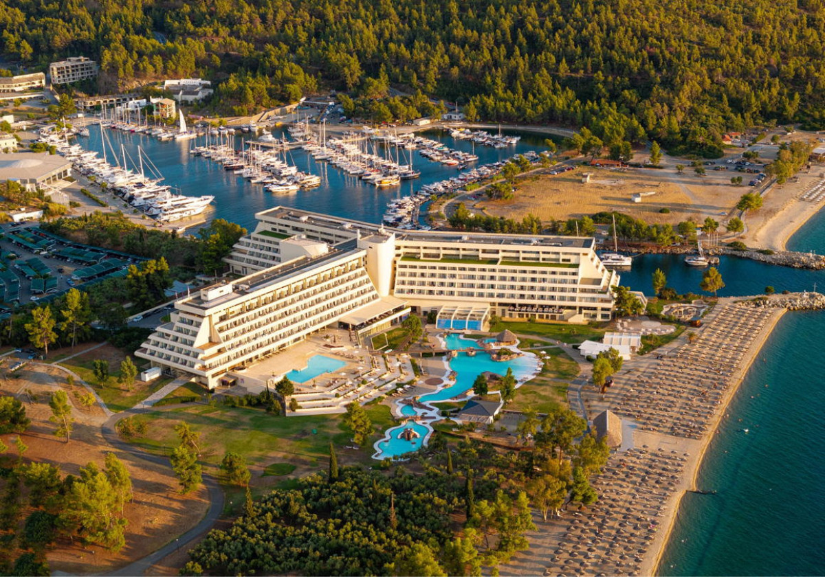 Με υπογραφή Λαζάρου το μενού στο Porto Carras Grand Resort
