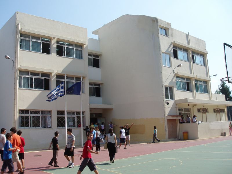 Ξεκινούν οι αιτήσεις για αναπληρωτές και ωρομίσθιους