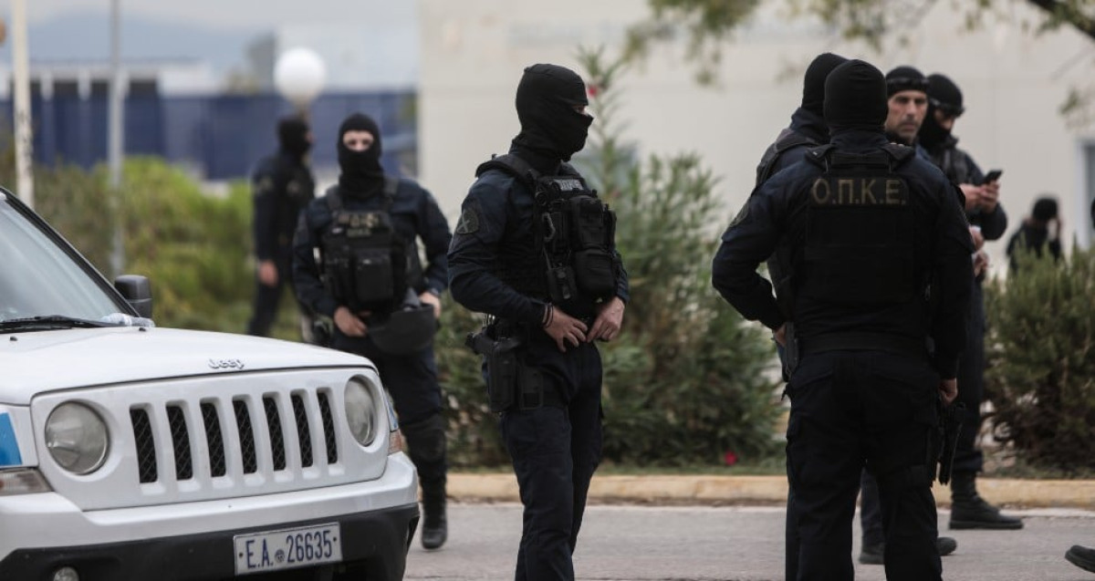 Αθήνα: Εξαρθρώθηκε κύκλωμα διακίνησης κοκαΐνης – Εμπλέκονται πρώην ποδοσφαιριστής και αστυνομικός