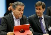 Επιστρέφουν οι θεσμοί-Ξεκινούν εκ νέου οι διαπραγματεύσεις