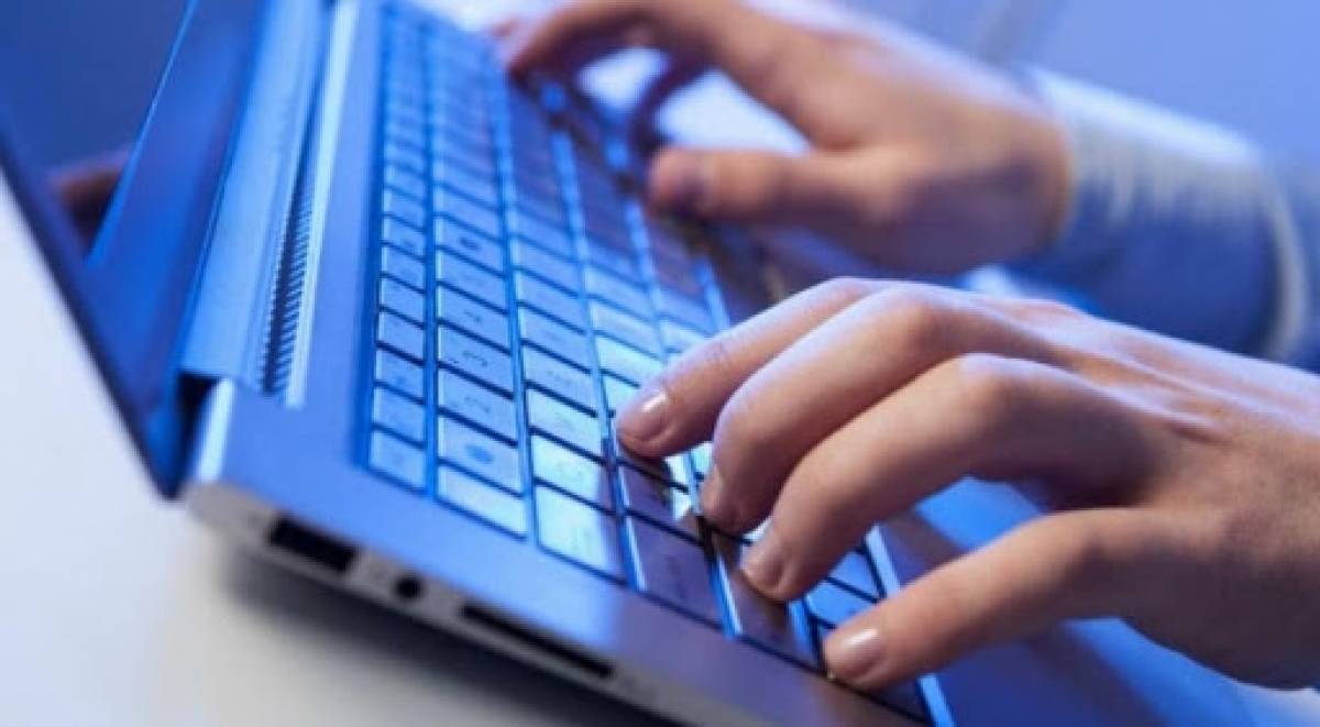Πονοκέφαλος για υπηρεσίες και πολίτες ο «πληθωρισμός πλατφορμών»
