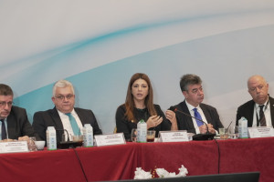 Ζαχαράκη στους Πρυτάνεις: Δίνουμε νέα εργαλεία στα Πανεπιστήμια να αξιοποιήσουν την περιουσία τους
