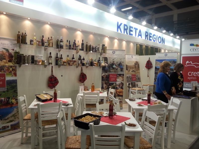 Μεγάλη προσέλευση επισκεπτών στο περίπτερο της Περιφέρειας Κρήτης στο Βερολίνο
