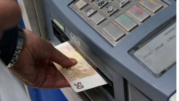 ΛΕΠΕΤΕ - ΕΘΝΑΚ: Την Τρίτη η καταβολή επικουρικών συντάξεων