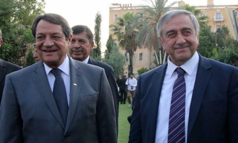 Νταβός: Συνάντηση Αναστασιάδη–Ακιντζί με τον Μπαν Κι Μουν