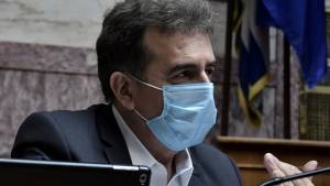 Χρυσοχοΐδης: Σκάβει τάφους όποιος δε τηρεί τα μέτρα