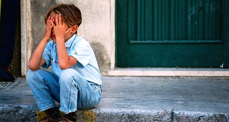 ΕΕ: Ένα στα τέσσερα παιδιά ζει σε συνθήκες φτώχειας-κοινωνικού αποκλεισμού!