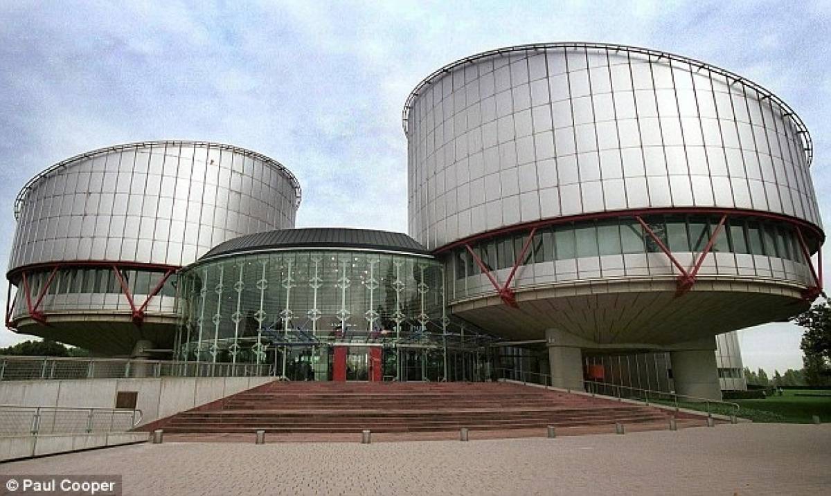 ΕΔΑΔ: Καταδίκη Ελλάδος για εξευτελιστική μεταχείριση ασυνόδευτων προσφυγόπουλων!