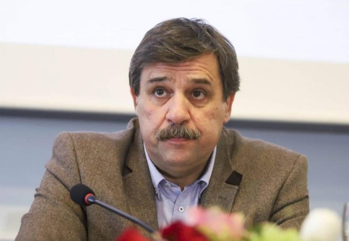 Τι οδηγεί τους Έλληνες γιατρούς στη μετανάστευση
