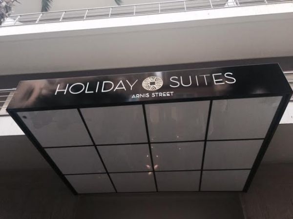 Holiday Suites Arnis Street:Ένα στολίδι της Αθήνας αποκτά νέα όψη