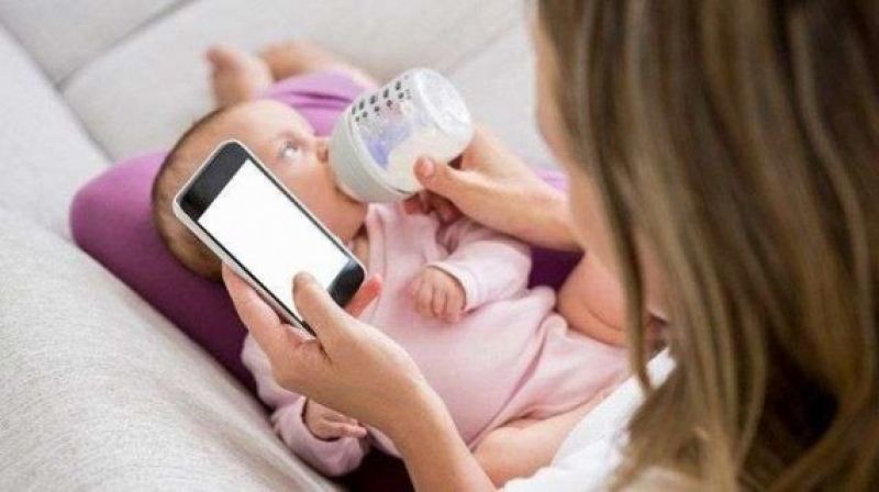 Μήπως είστε εθισμένοι στο κινητό σας; - Κάντε το τεστ