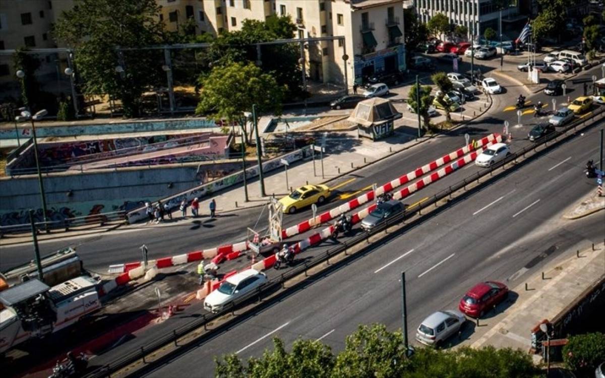 Περιφέρεια Αττικής: Οι εργασίες στη Λ.Συγγρού λόγω σοβαρών καθιζήσεων