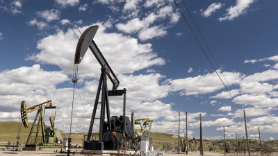 Σταθεροποιείται με βλέμμα στη Fed το πετρέλαιο-Ξαναπέφτει το φυσικό αέριο