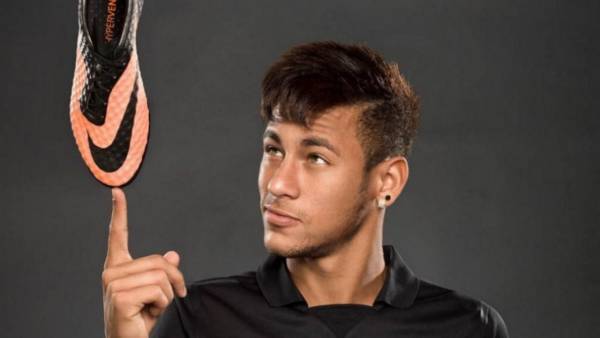 Η Nike «καρφώνει» τον Νεϊμάρ για έρευνα σεξουαλικής επίθεσης