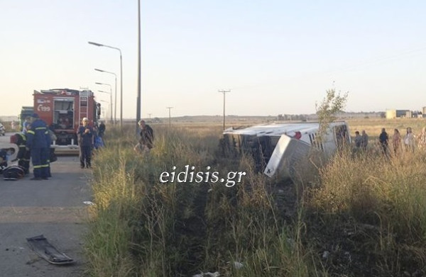 Εθνική Οδός: Σύγκρουση πούλμαν με ΙΧ-Τουλάχιστον 3 νεκροί, δεκάδες τραυματίες