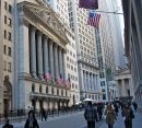 Ανοδική κίνηση στη Wall Street όσο το δολάριο "διορθώνει"