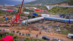 Τέμπη: Στη Βουλή η δικογραφία για τη σύμβαση «717»