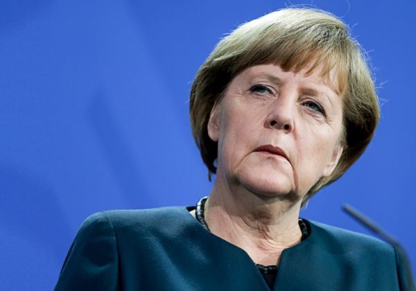 Μέρκελ: Η Γερμανία θα συνεχίσει να στηρίζει τη συμφωνία του Παρισιού