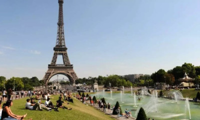 Γαλλία: Στόχος τα €67 δισ. από ξένους τουρίστες το 2023