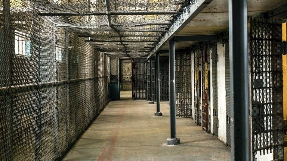 Επανέρχονται τα μέτρα του lockdown στις ελληνικές φυλακές