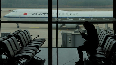 ΕΕ: Επιβάλλει τεστ Covid στους ταξιδιώτες από την Κίνα