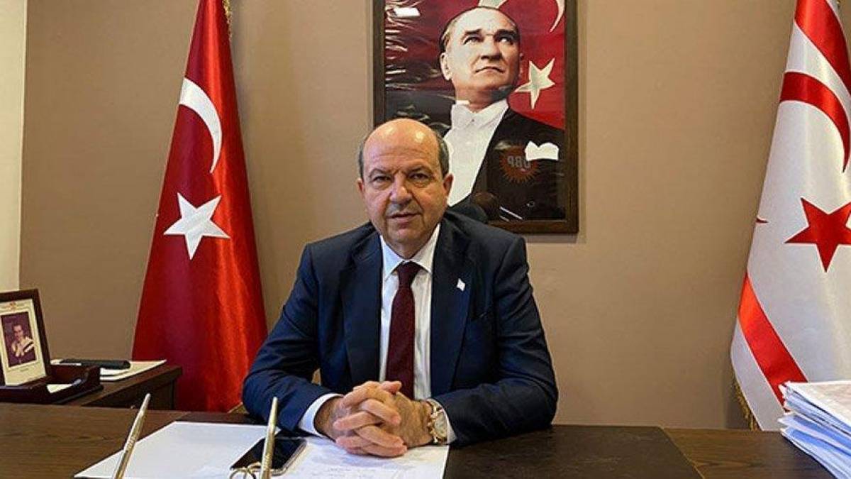 Ξέφυγε ο Τατάρ: Η Κύπρος πρέπει να μεταβιβαστεί στην Τουρκία