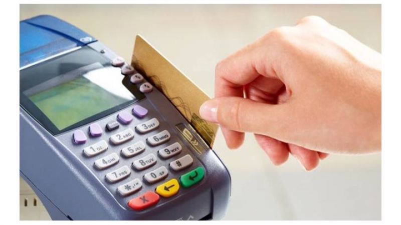 Υποχρεωτικά τα POS από 27 Ιουλίου σε 400.000 επιχειρήσεις