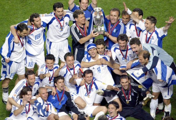 Η δική μας... 4η Ιουλίου: 21 χρόνια από το EURO 2004 (videos)