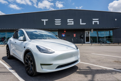 Tesla: Πτώση πωλήσεων το πρώτο τρίμηνο- «Βουτιά» 7% η μετοχή