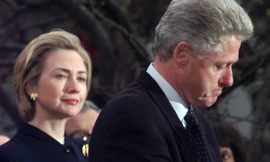 Ο Μπιλ Κλίντον αποδίδει στο...άγχος τη σχέση με τη Λεβίνσκι