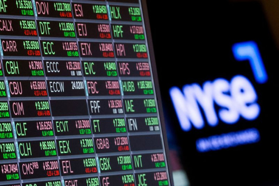 Κατεβάζει «ταχύτητα» η Wall Street μετά το ράλι