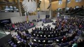 Πέντε κοινοβούλια ψηφίζουν το τρίτο πρόγραμμα στην Ελλάδα