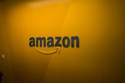 Amazon: Εκτοξεύτηκαν κατά 20% στα έσοδα το δεύτερο τρίμηνο
